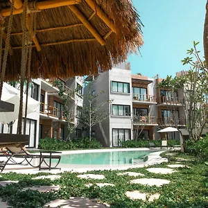 2* Apartahotel Luxury Macondo
